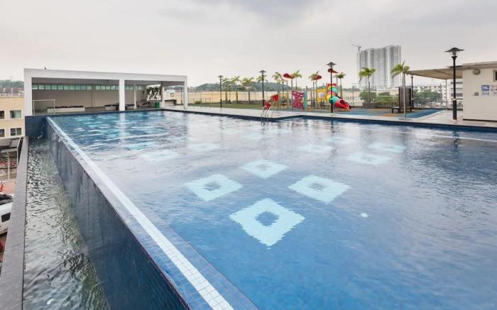 Iepin Suite. Akademik@ 2BR 4Pax Near AEON