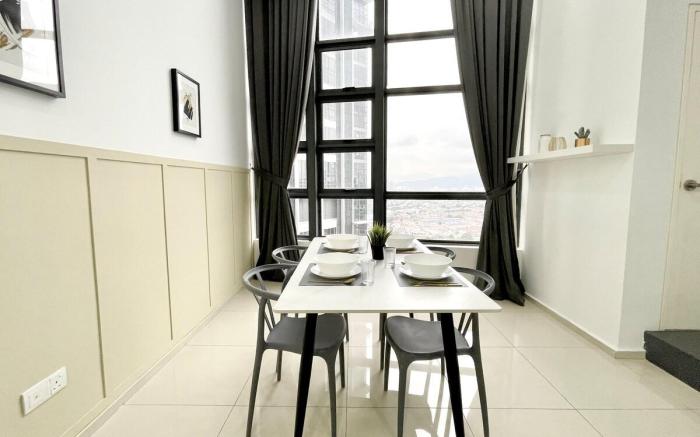 Ekocheras Grand Suite: Exquisite Design by Moka