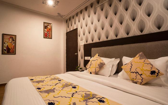 Tripli Hotels Arunoday Palace