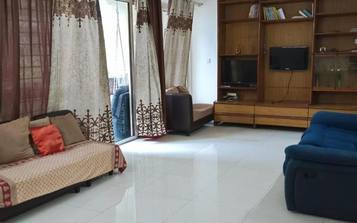 Premium 2.5 BHK in premier Township Amanora