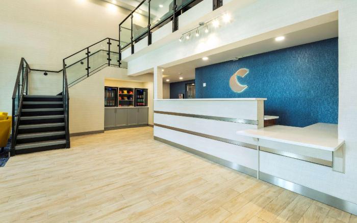 Comfort Inn & Suites