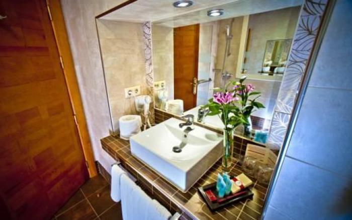 Hotel Condes de Castilla