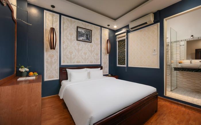 Delica Premium Hotel