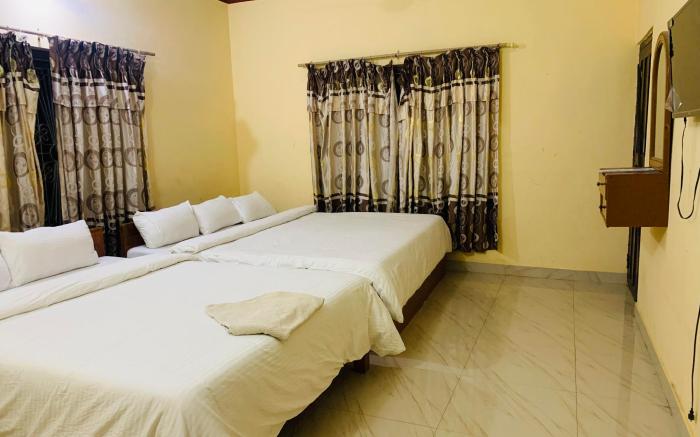 Hotel Peace Ganga Inn