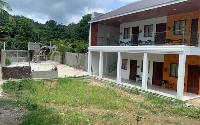 House 9 El Nido