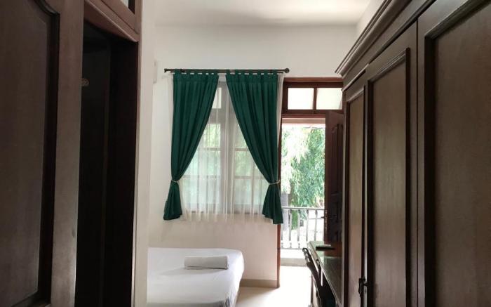 DeKuningan House Managed by avalon