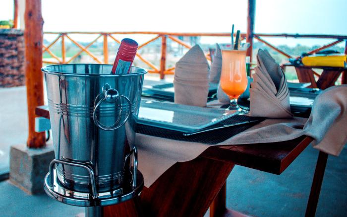 Ocean Breeze Hotel 