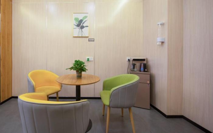 Green Tree Inn Huaibei Railway Station Jinse Yuntian Zhixuan