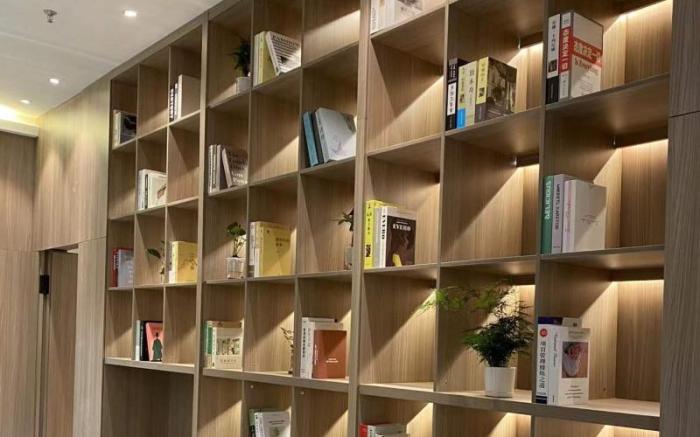 Green Tree Inn Anqing Taihu County Phase 2 Wenbo Garden High-Speed Railway Station