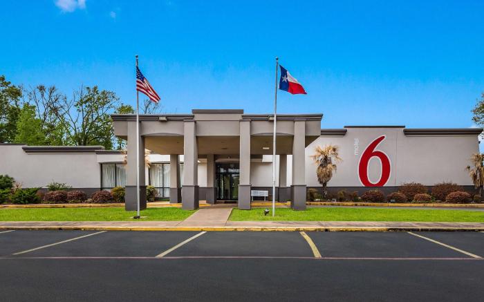 Motel 6 Henderson, TX