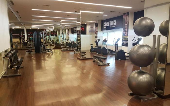 Studio next Mall at Supermall Mansion By Travelio