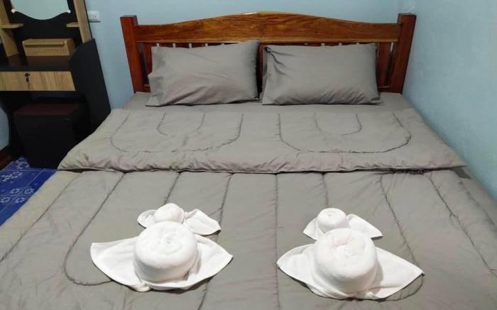 Phempun Home Stay, Buengkhonglong, Blue Room