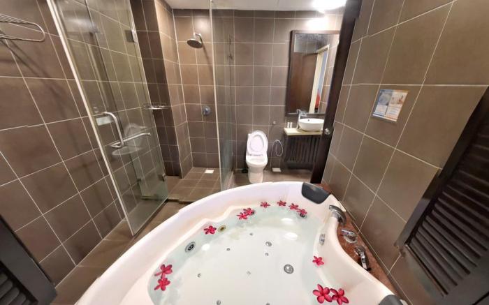 Wonderful Jacuzzi Suite Gold Coast Morib By SpaceX