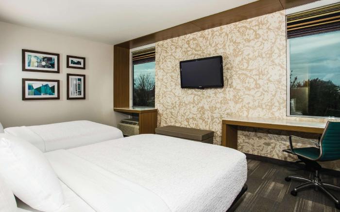 La Quinta Inn & Suites by Wyndham Winchester