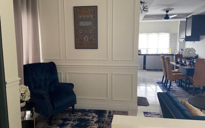 Cheerfull 3 bedroom Townhouse with parking