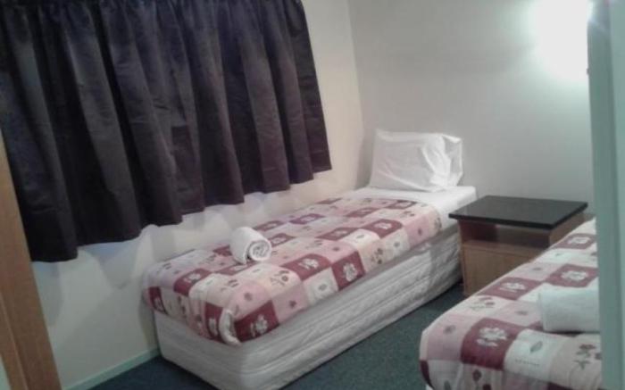 Ulster Lodge Motel