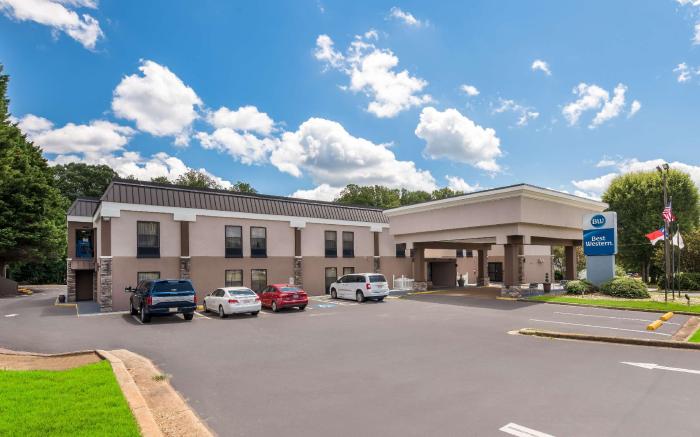 Best Western Albemarle Inn