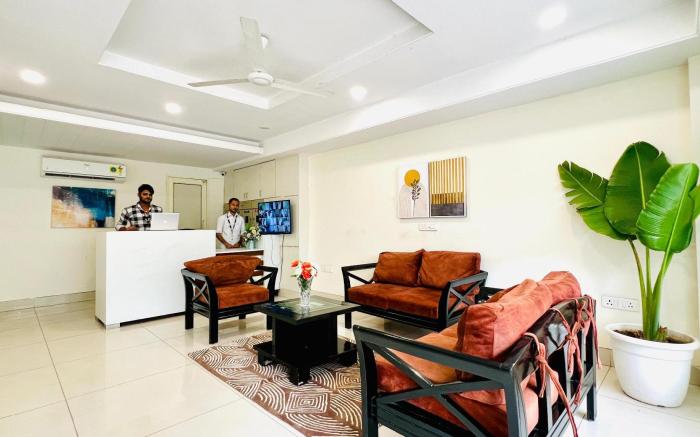 BluO Studio5 Golf Course Road, Gym, Balcony Garden