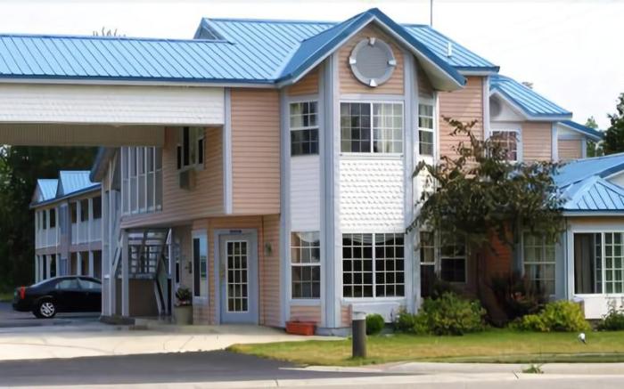Great Lakes Inn