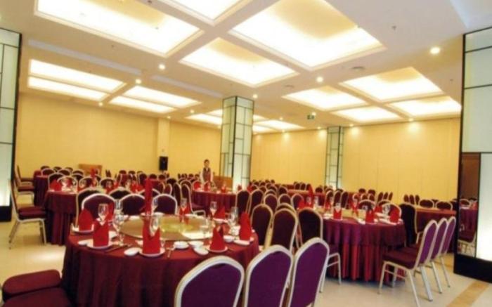 Chengdu Jinrui Yangguang Hotel
