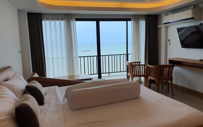 Grace Seaview