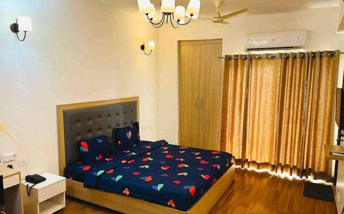 Circle by Noida Studios