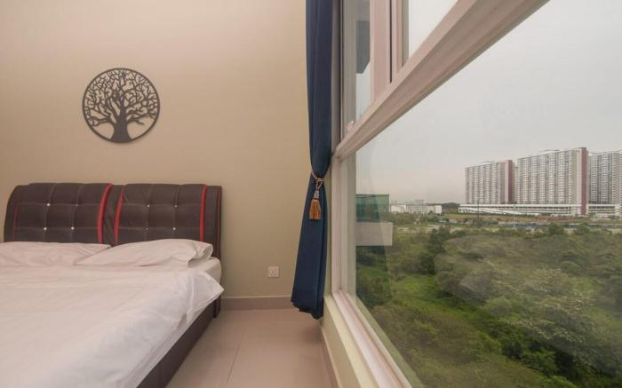 Mutiara Ville 3BR Balcony Cyberjaya by Idealhub