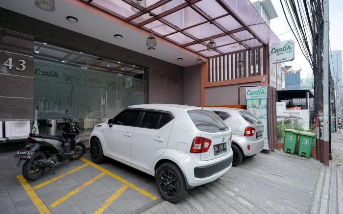 Hotel Cantik Syari