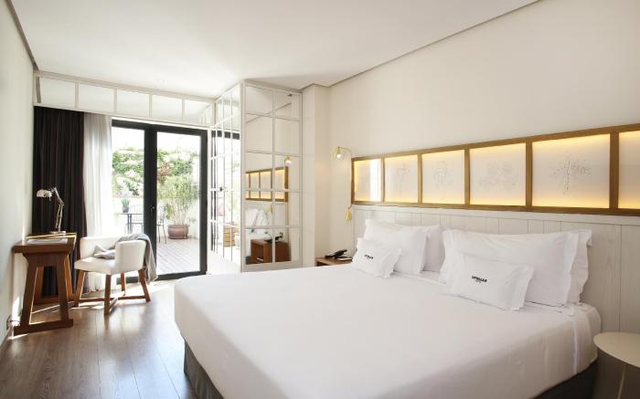 Ofelias Hotel