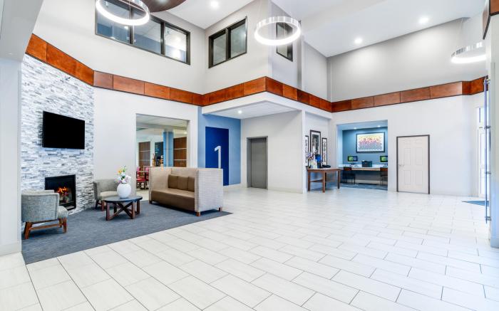 Holiday Inn Express & Suites Denver North - Thornton By IHG