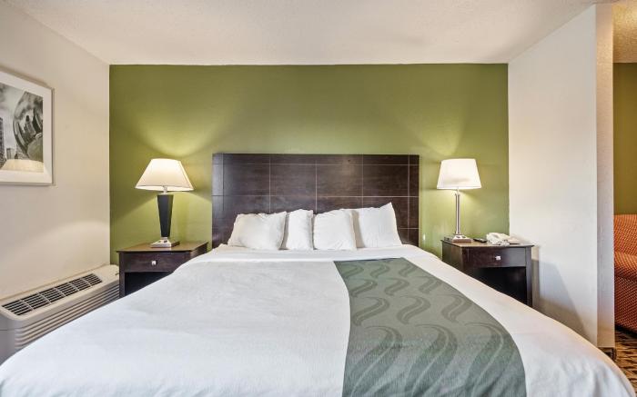 Coratel Plus Suites  Wichita West Airport