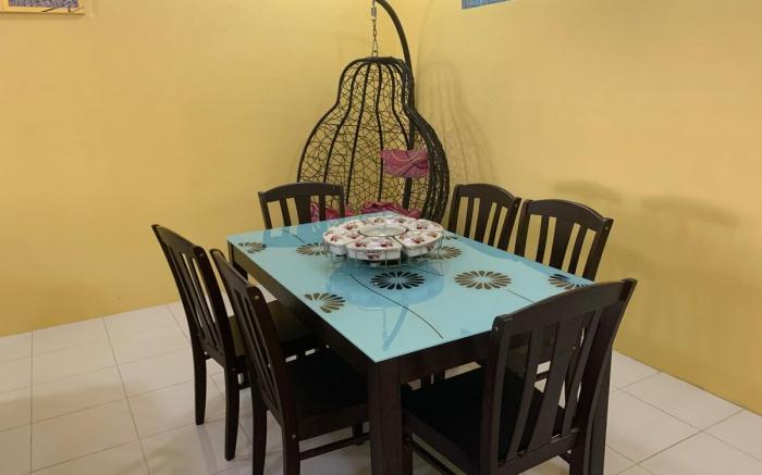 PR1MA HOMESTAY | AirCond | WiFi