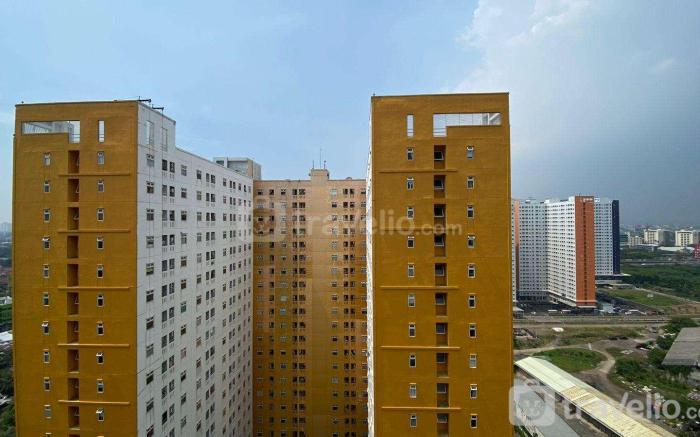 Best Comfy 2BR at Green Pramuka City By Travelio