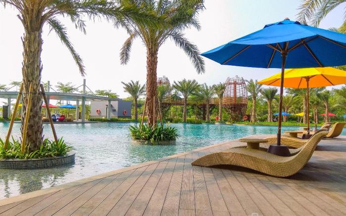 Warm Elegant 1BR Gold Coast Apartment By Travelio