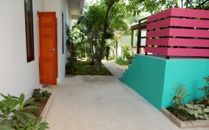 Khaolak Wandee Hostel