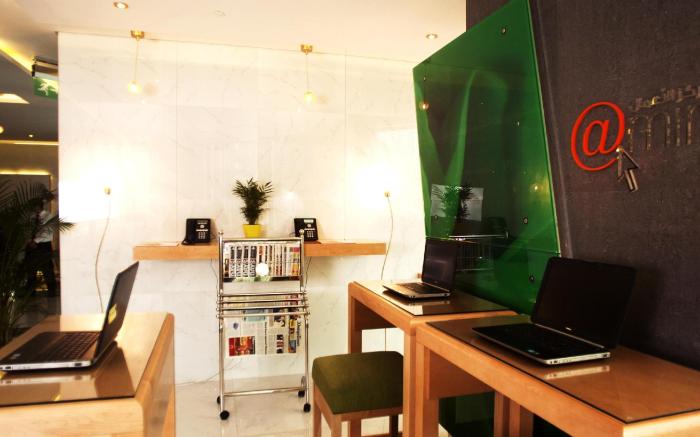 Al Khoory Executive Hotel - Al Wasl