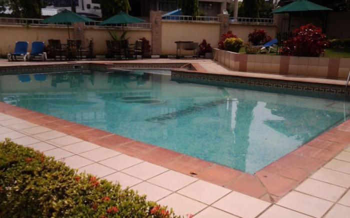 Thornberry Savannah Suites Hotel