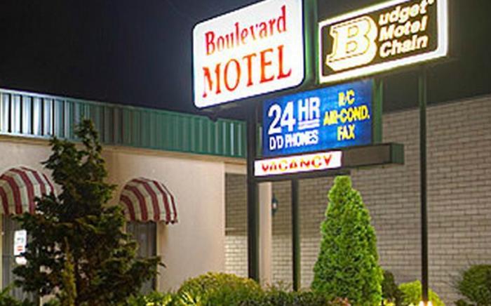 Boulevard Motel