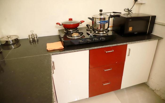 Fortune Home Service Apartment 3Bhk,E-28, Saket 2B