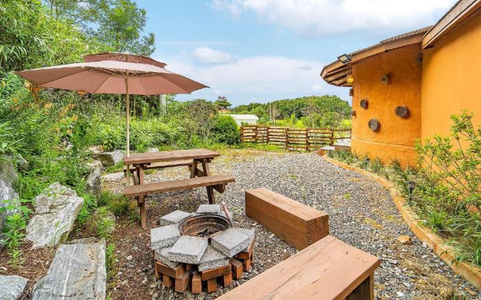Taean Todamgil Pension