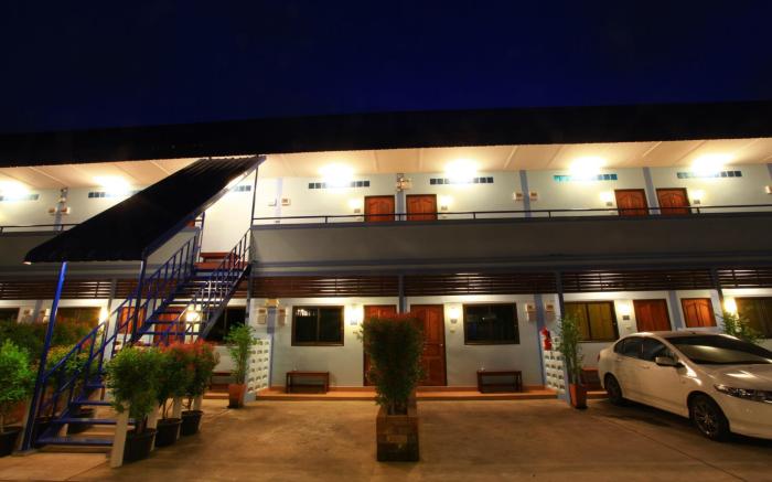 Chao Ruea Resort Sattahip
