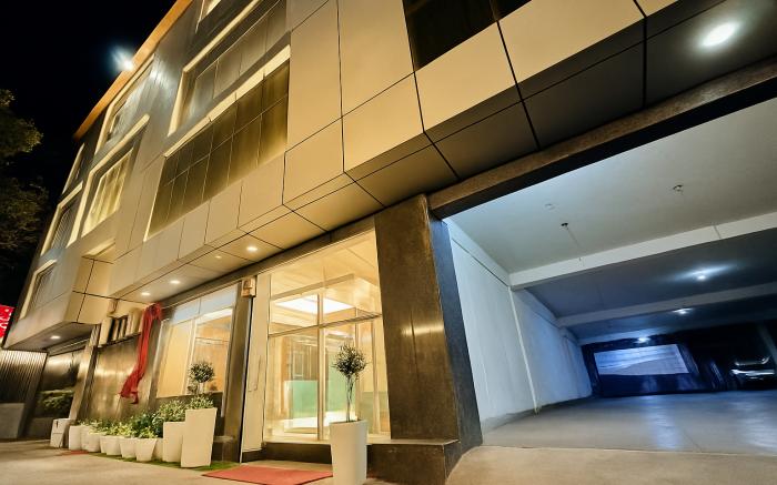 Hotel Grand Regency by JMD Group