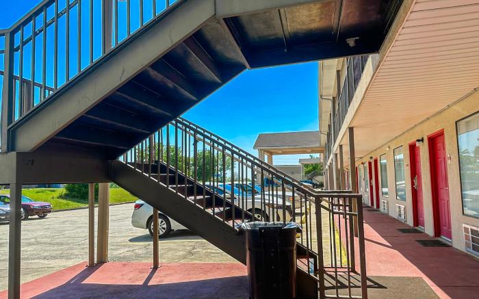 OYO Hotel East Macon I-75