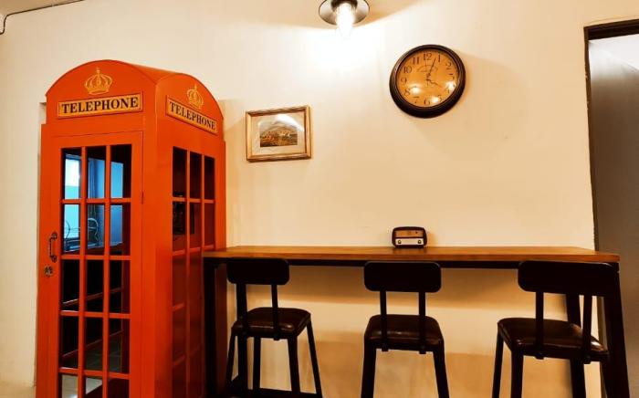 British Styles Emerald Avenue (10Pax) 623 (Wifi)