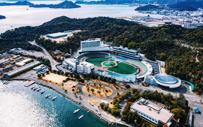 SETOUCHI KEIRIN HOTEL 10 by Onko Chishin