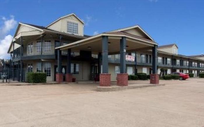 Motel 6 Waxahachie, TX