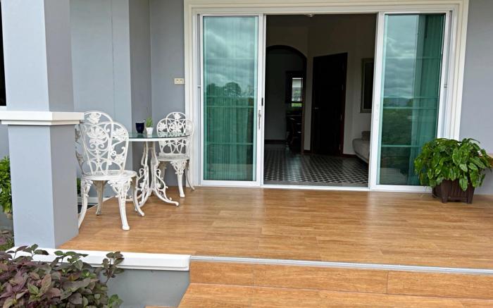 New home บ้านสร้างใหม่ ใกล้ทะเล ใจกลางเมือง (B)