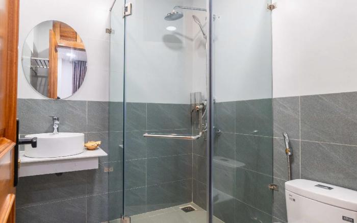 Quốc Khánh Condotel