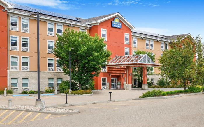 Days Inn & Suites by Wyndham Sherwood Park Edmonton