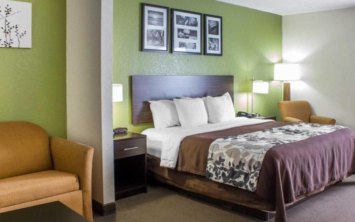 Sleep Inn & Suites Jacksonville near Camp Lejeune